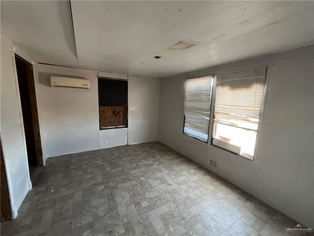 2217 N 110th Street, Alton, TX 78573