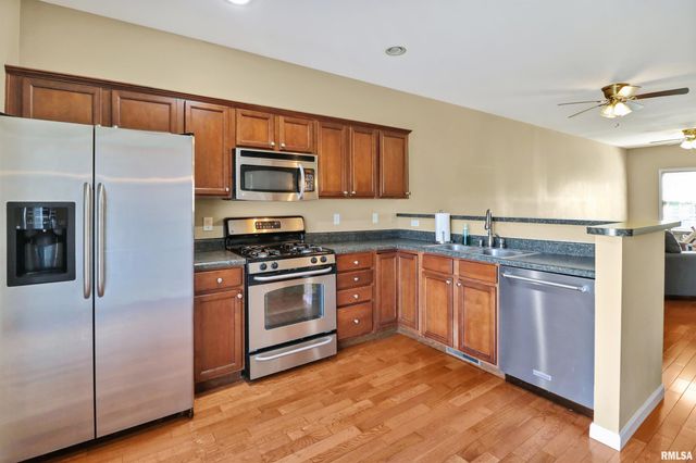 11217 N Oakwood Dr Unit 62, Peoria, IL 61615