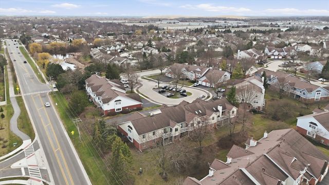 221 Norfolk Court 3, Roselle, IL 60172