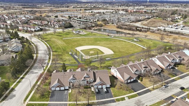 221 Norfolk Court 3, Roselle, IL 60172