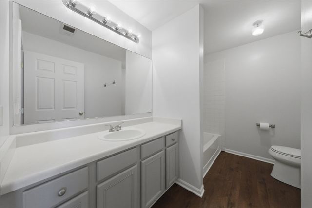 221 Norfolk Court 3, Roselle, IL 60172