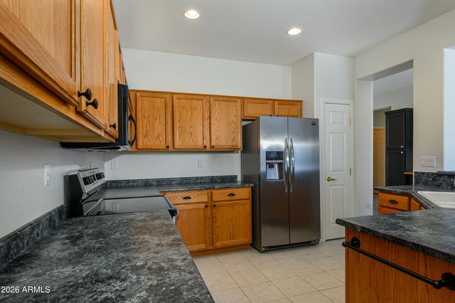 16765 W ASPEN VIEW Drive, Surprise, AZ 85387