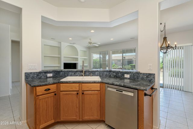 16765 W ASPEN VIEW Drive, Surprise, AZ 85387