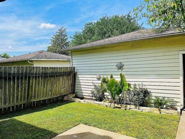 8606 Prima Street, Houston, TX 77083