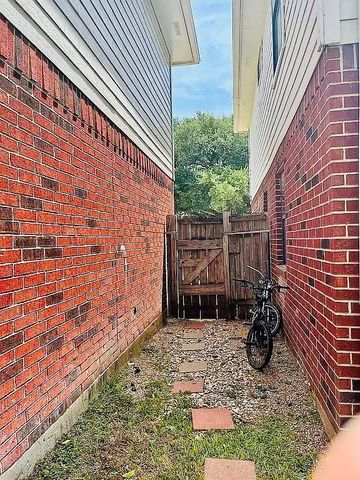 8606 Prima Street, Houston, TX 77083