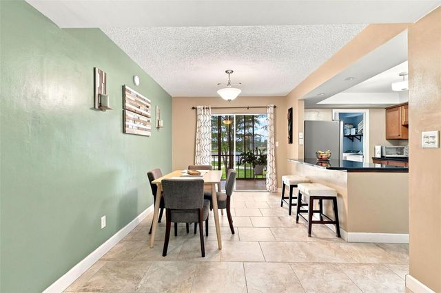 1130 N LAKE PARKER AVENUE A205, Lakeland, FL 33805
