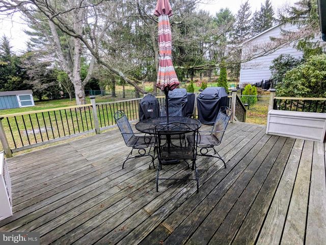 257 CRESTVIEW AVE, Blackwood, NJ 08012