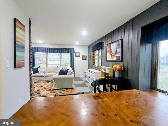 257 CRESTVIEW AVE, Blackwood, NJ 08012