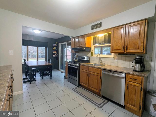 257 CRESTVIEW AVE, Blackwood, NJ 08012