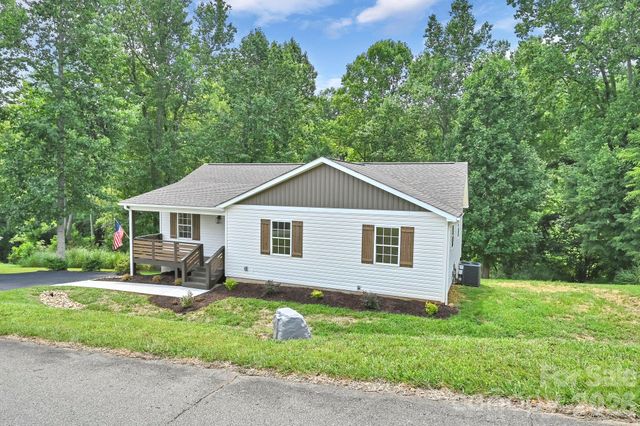 157 Scarlett Ridge Drive, Marshall, NC 28753