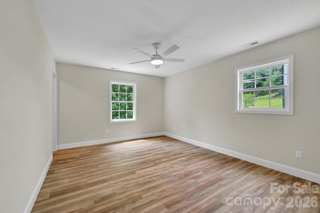 157 Scarlett Ridge Drive, Marshall, NC 28753