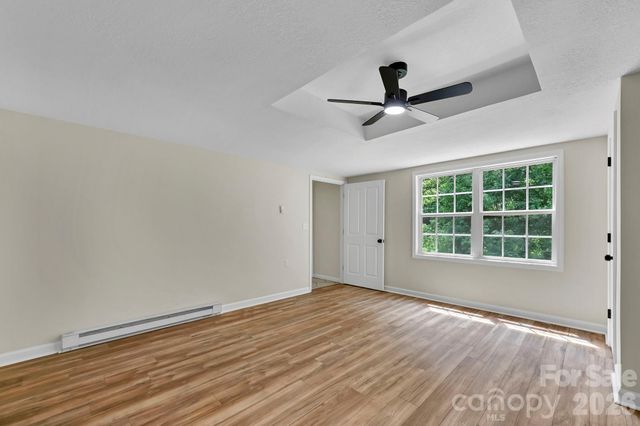 157 Scarlett Ridge Drive, Marshall, NC 28753