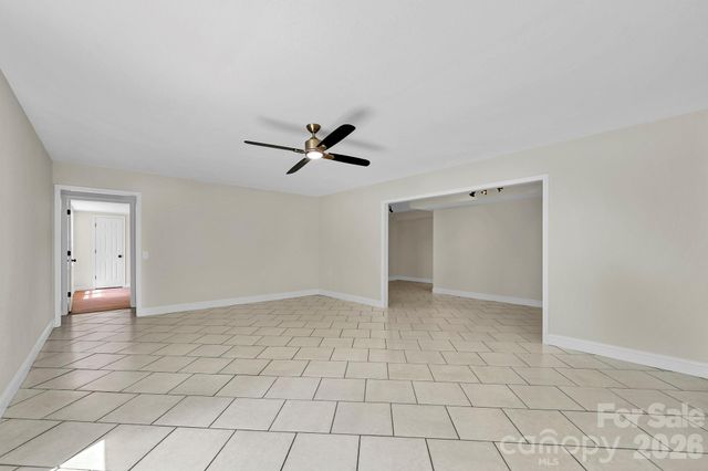 157 Scarlett Ridge Drive, Marshall, NC 28753