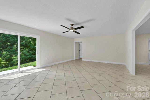 157 Scarlett Ridge Drive, Marshall, NC 28753