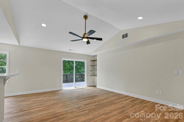 157 Scarlett Ridge Drive, Marshall, NC 28753