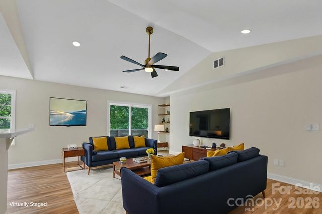 157 Scarlett Ridge Drive, Marshall, NC 28753