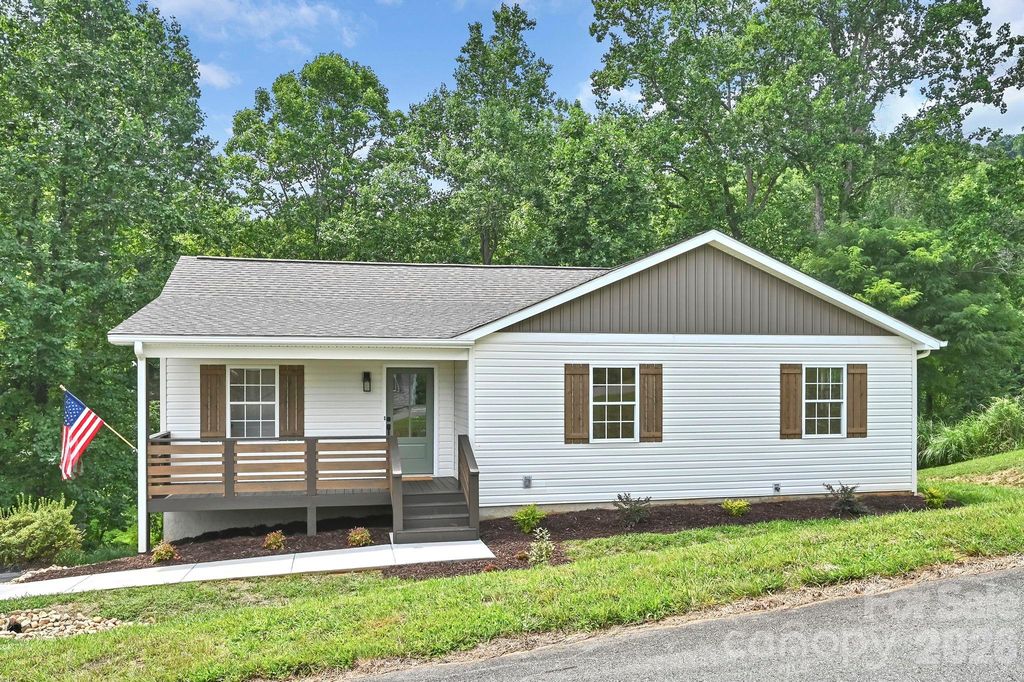 157 Scarlett Ridge Drive, Marshall, NC 28753