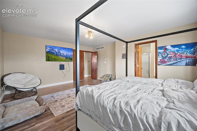 1277 N Sandstone Lane, Pueblo, CO 81007