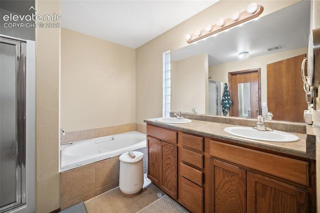1277 N Sandstone Lane, Pueblo, CO 81007