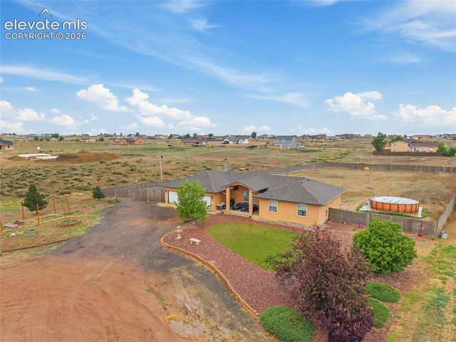 1277 N Sandstone Lane, Pueblo, CO 81007