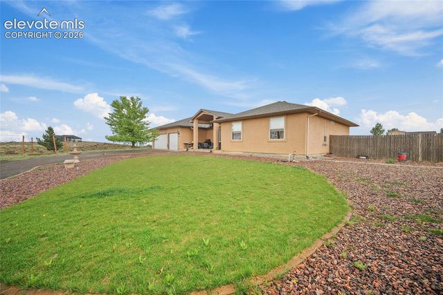 1277 N Sandstone Lane, Pueblo, CO 81007