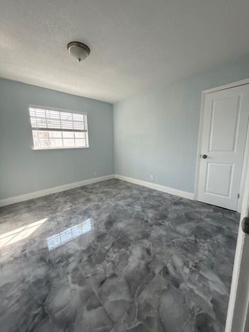 364 Garden Boulevard, Palm Beach Gardens, FL 33410