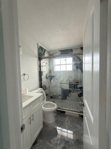 364 Garden Boulevard, Palm Beach Gardens, FL 33410