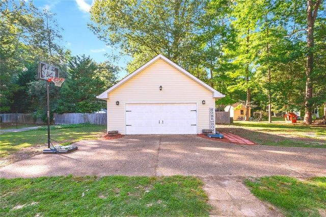 123 Barclay CRES, Smithfield, VA 23430