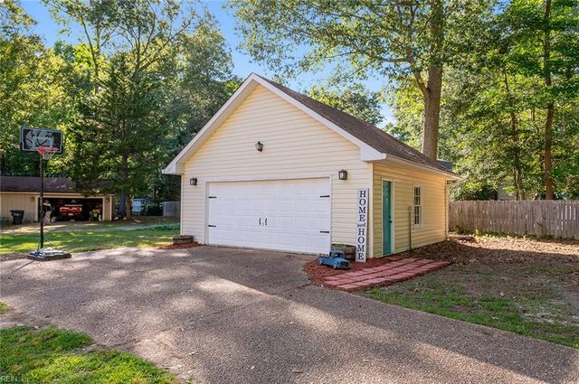 123 Barclay CRES, Smithfield, VA 23430