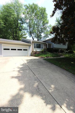 6211 DUNTLEY CT, Springfield, VA 22152