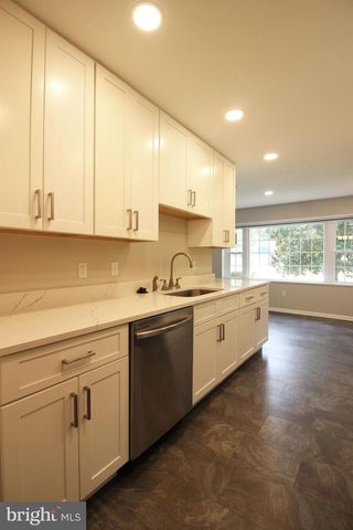 6211 DUNTLEY CT, Springfield, VA 22152