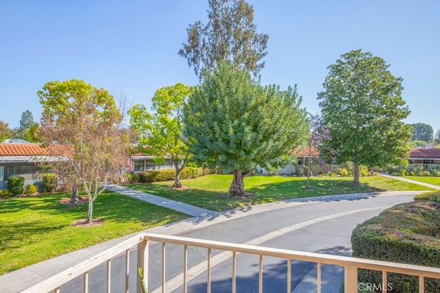 860 Ronda Mendoza D, Laguna Woods, CA 92637