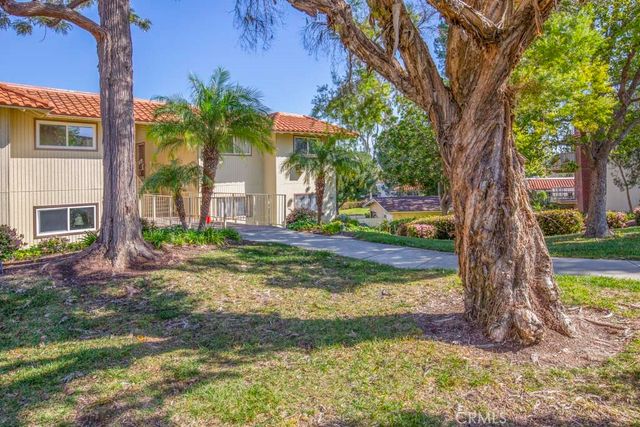 860 Ronda Mendoza D, Laguna Woods, CA 92637