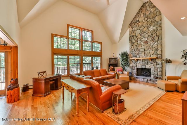 37 White Way, Windham, NY 12496