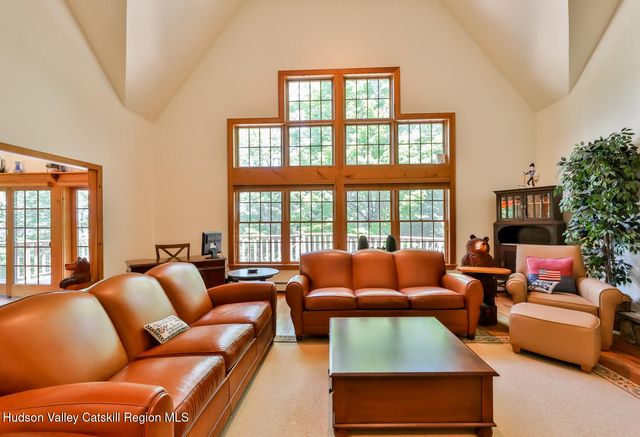 37 White Way, Windham, NY 12496