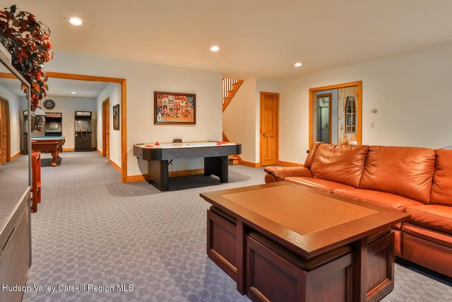 37 White Way, Windham, NY 12496