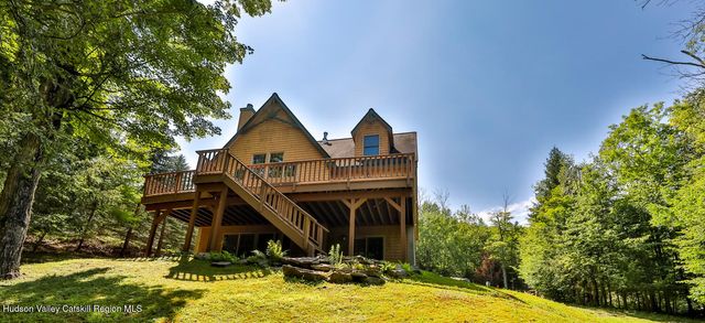 37 White Way, Windham, NY 12496