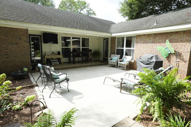 324 Pine Ln., Hattiesburg, MS 39402