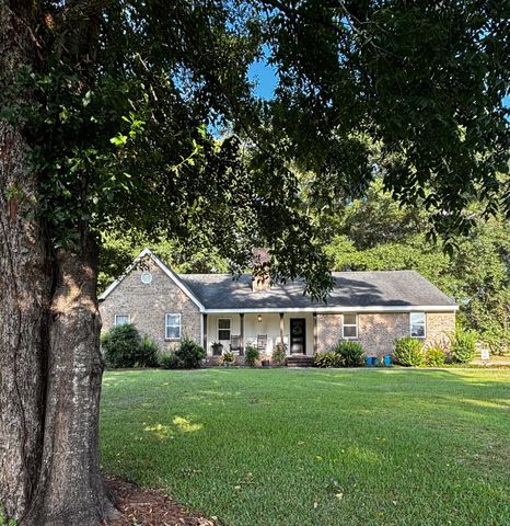 324 Pine Ln., Hattiesburg, MS 39402