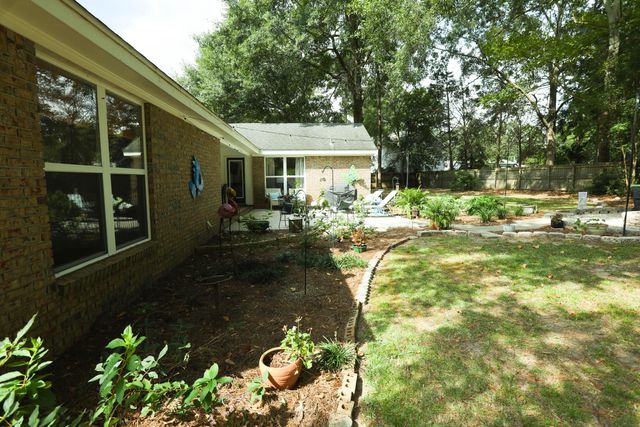 324 Pine Ln., Hattiesburg, MS 39402