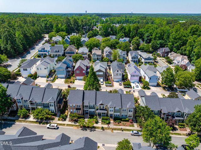 432 Heritage Village Lane, Apex, NC 27502