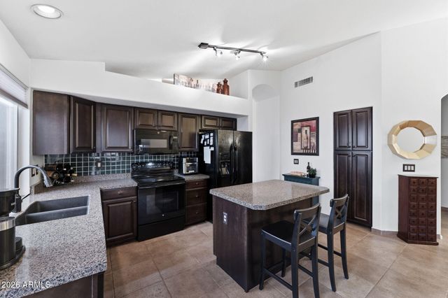 6526 E RAFTRIVER Street, Mesa, AZ 85215