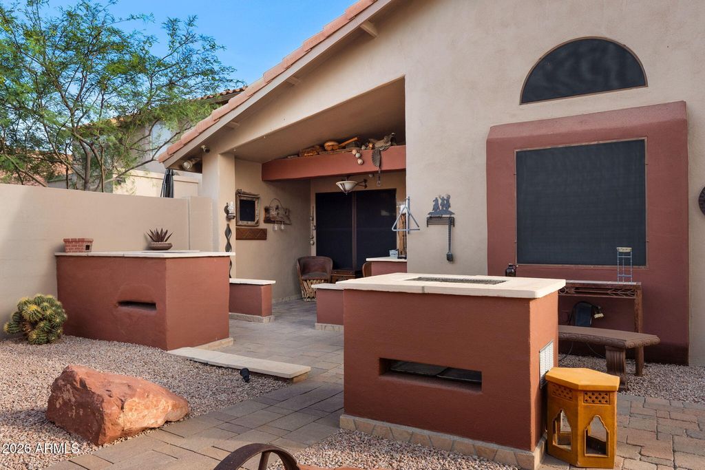 Image 12 of property listing at 6526 E RAFTRIVER Street, Mesa, AZ 85215