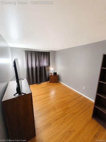 20301 15 Mile Rd, Clinton Charter Township, MI 48035
