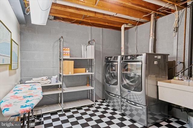 10518 ACACIA LN, Fairfax, VA 22032