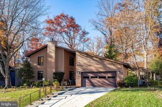 10518 ACACIA LN, Fairfax, VA 22032
