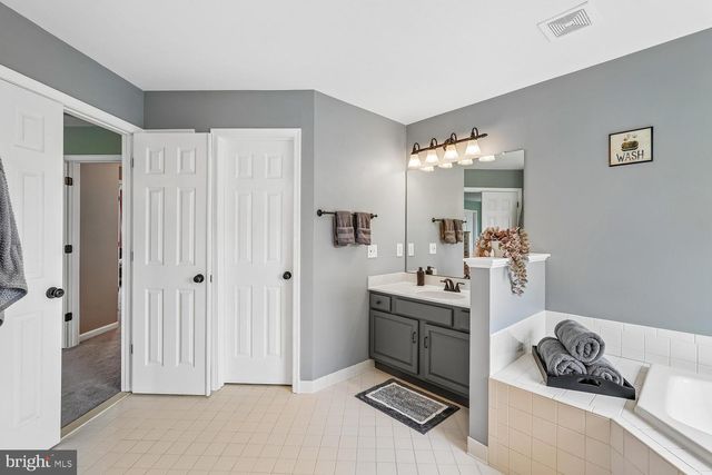 40891 MEADOW VISTA PL, Lovettsville, VA 20180