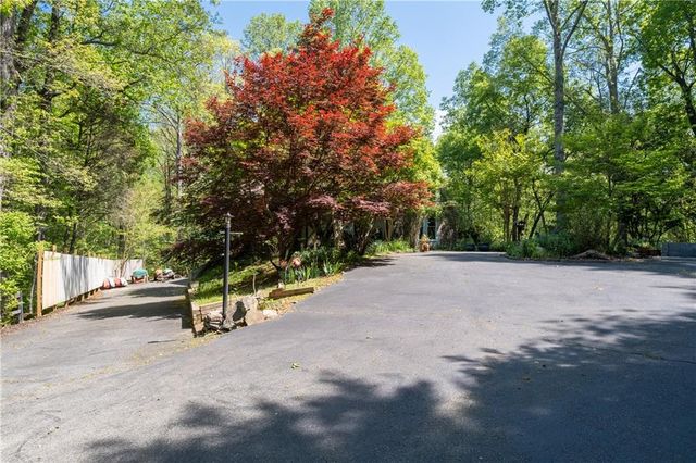 511 Oakdale Road, Canton, GA 30114