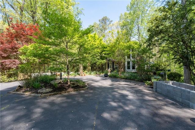 511 Oakdale Road, Canton, GA 30114