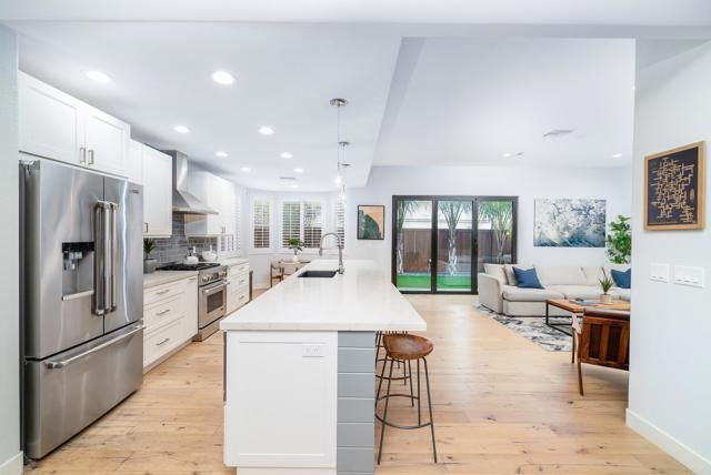 261 Chinquapin Avenue, Carlsbad, CA 92008
